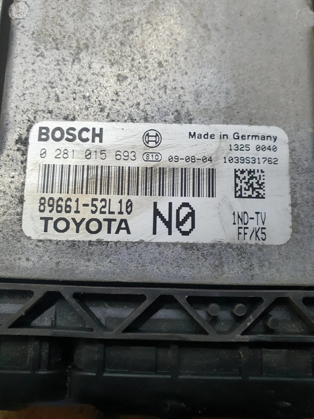 0281015693 89661-52l10 1037548044 EDC17CP07 TOYOTA URBAN 1.4D 2010Y noDPF noEGR MTgearbox BENCH FULL.7z