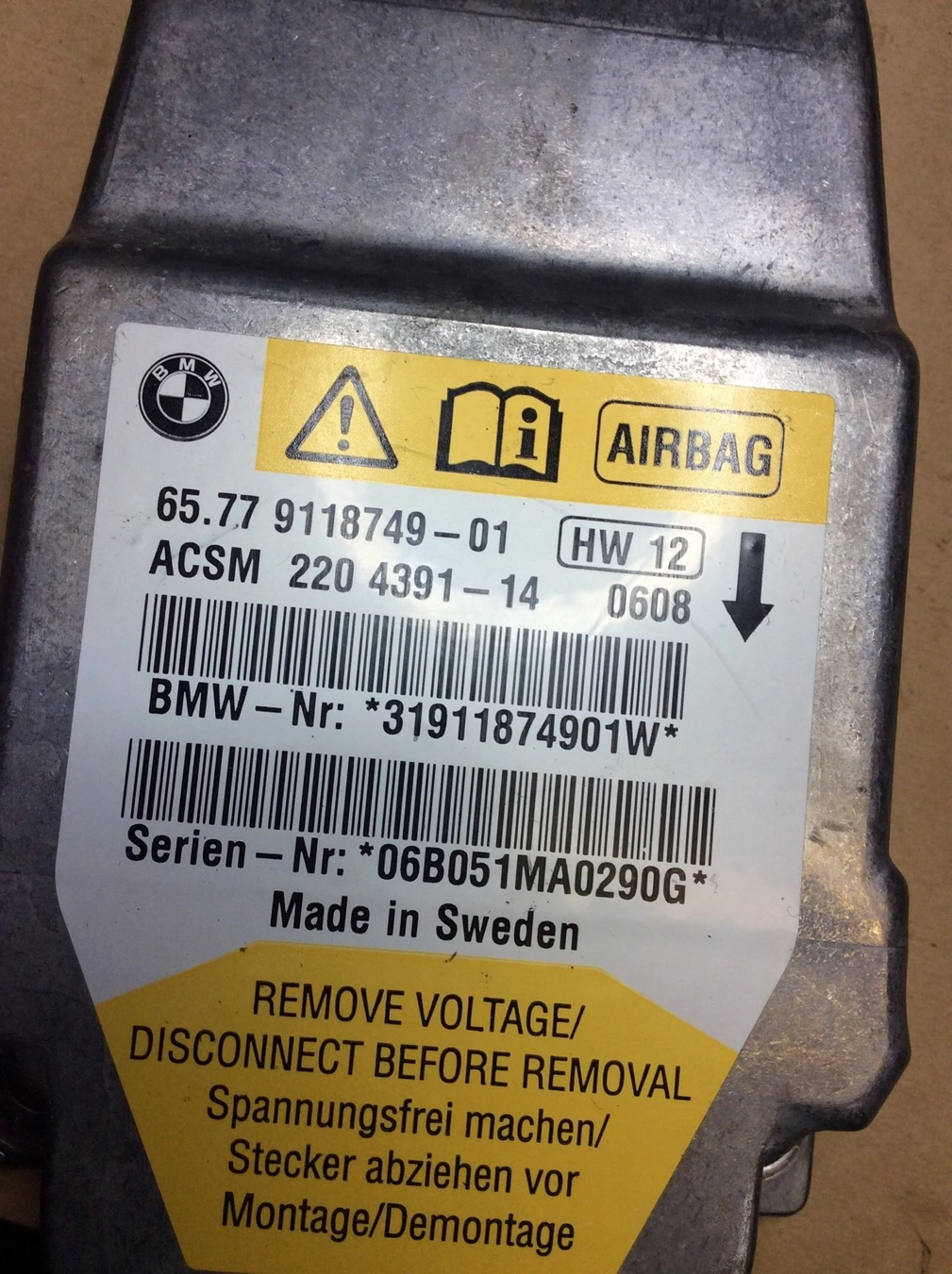 65.77-9118749-01 ACSM 2204391-14 BMW e60 95128 CRASH+CLEAR SRS.rar