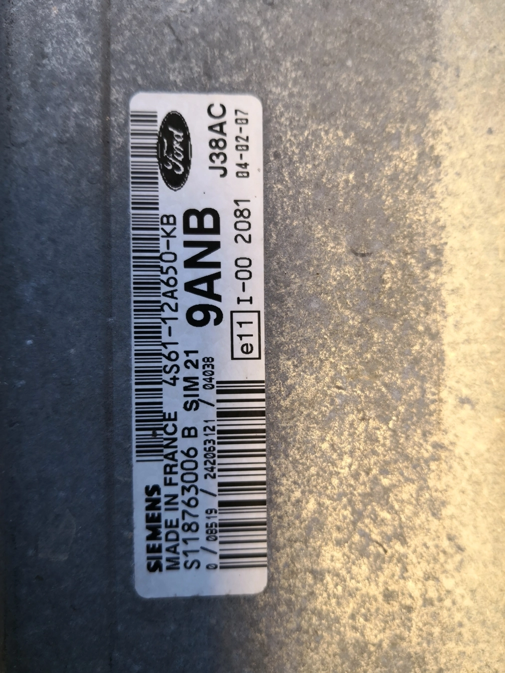 S118763006B 4S61-12A650-KB 9ANB SIM21 FORD FIESTA 1.3i 2007Y MTgearbox FULL.rar