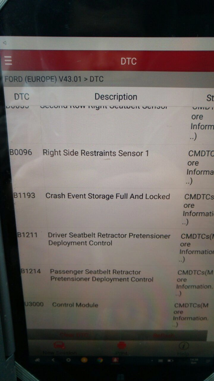 DV4T14B321EE DV4T-14B321-EE Ford Kuga 95640 CRASH+CLEAR SRS.rar