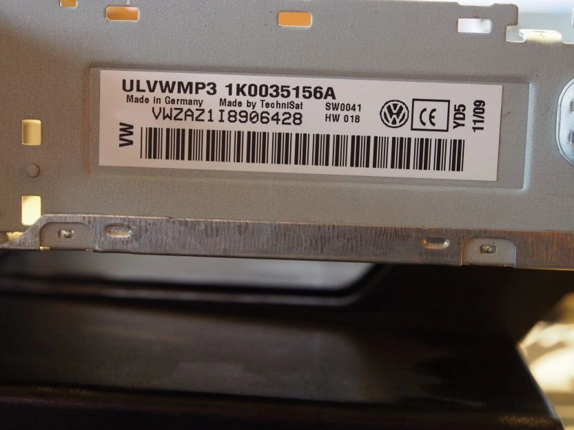 1K0035156A ULVWMP3 Radio VW 24c16 EEP.rar