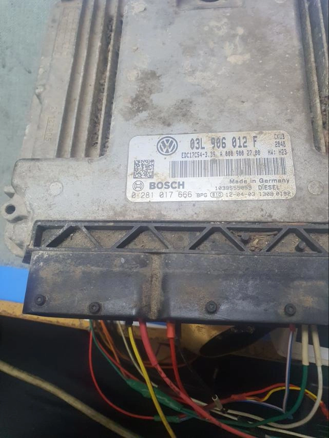 0281017666 03L906012F 9978 1037561591 EDC17C54 VW CRAFTER 2.0TDI 2012Y ORI+noDPF MTgearbox BENCH FULL.7z