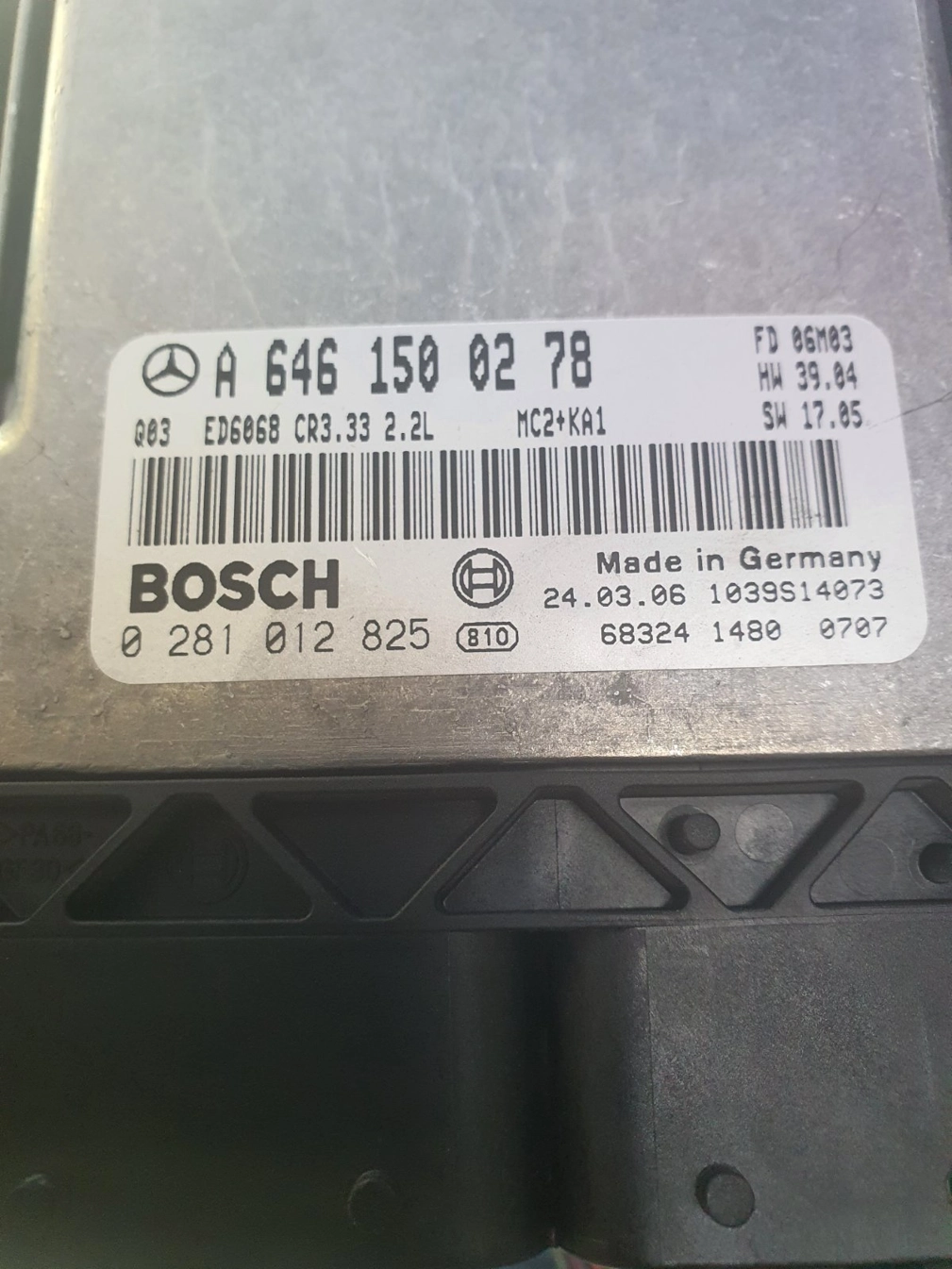 0281012825 A6461500278 1037376865 CR3.33 FD06M03 HW39.04 SW17.05 EDC16C2 MB W639 2.2CDI 2006Y ORI+noDPF noEGR MTgearbox BENCH FULL.7z