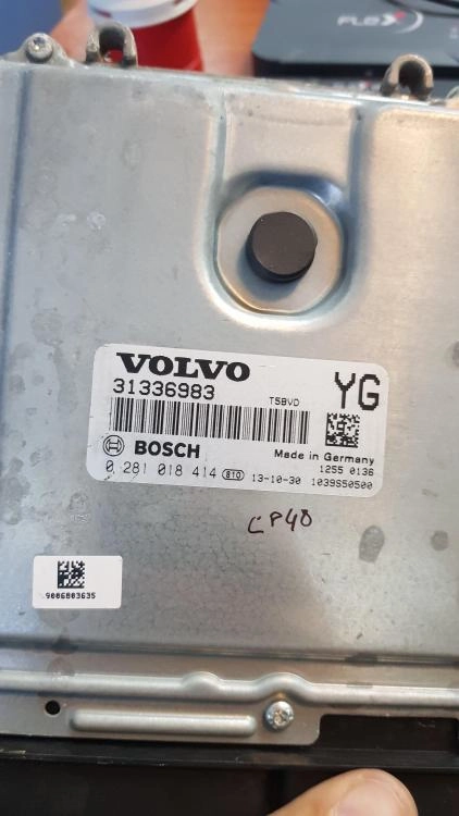 0281018414 31336983 1037534334 EDC17CP48 VOLVO XC60 2.0D 2014Y 100KW ATgearbox FLEX FULL.zip