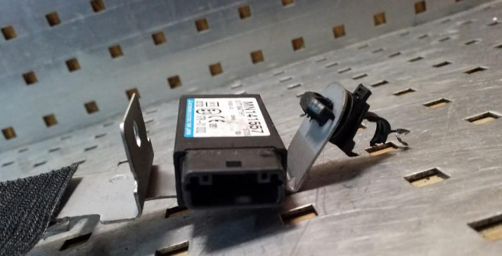 H11T4D56T7R5HAR51802 DENSO Mitsubishi L200 4D56 2.5d Micro SH7058 Eeprom 93c86 IMMO OFF FULL.rar