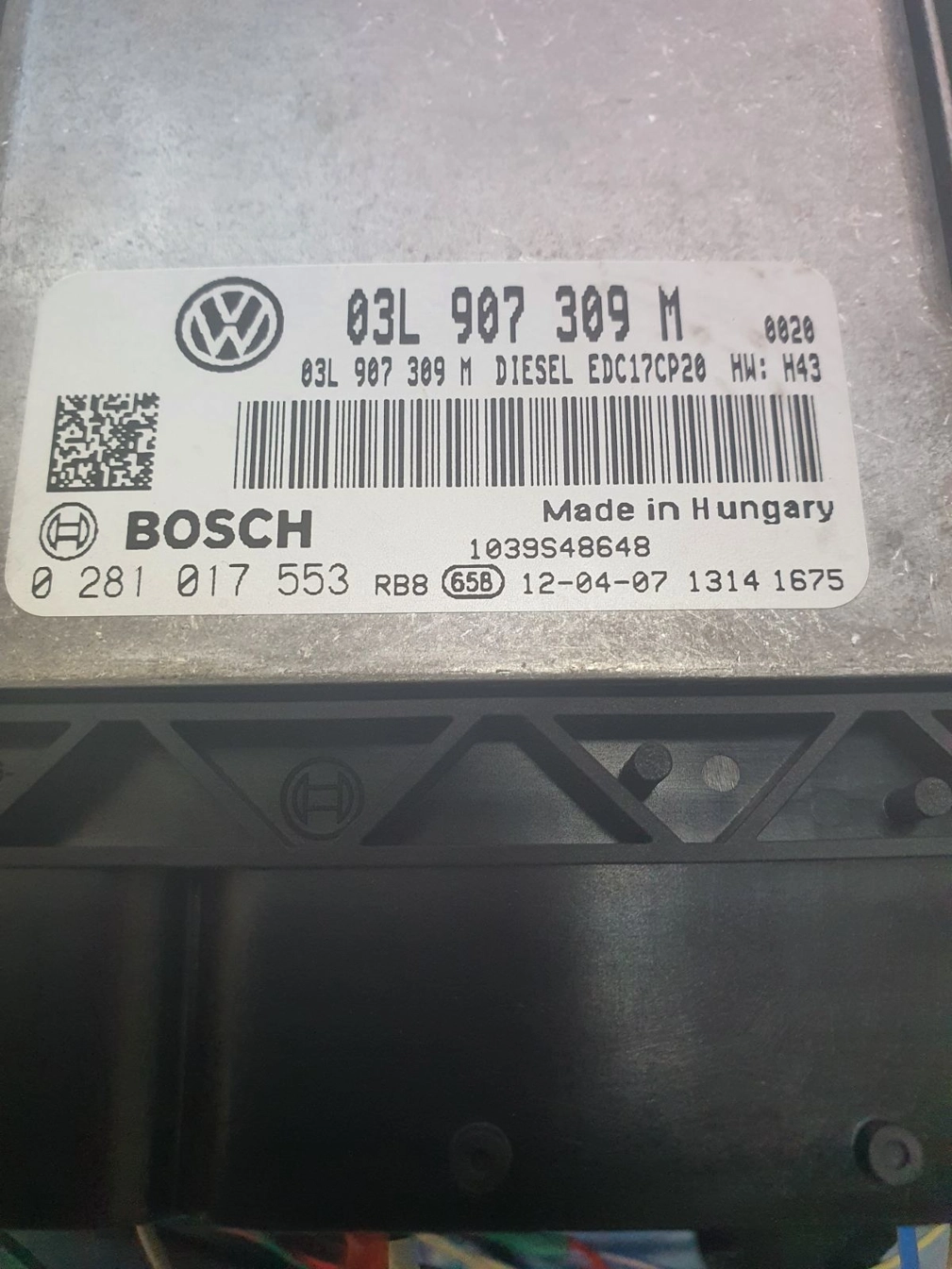 0281017553 03L907309M 03L906019GH 3301 EDC17CP20 VW T5 2.0TDI 2012Y BENCH MAP OBD.7z