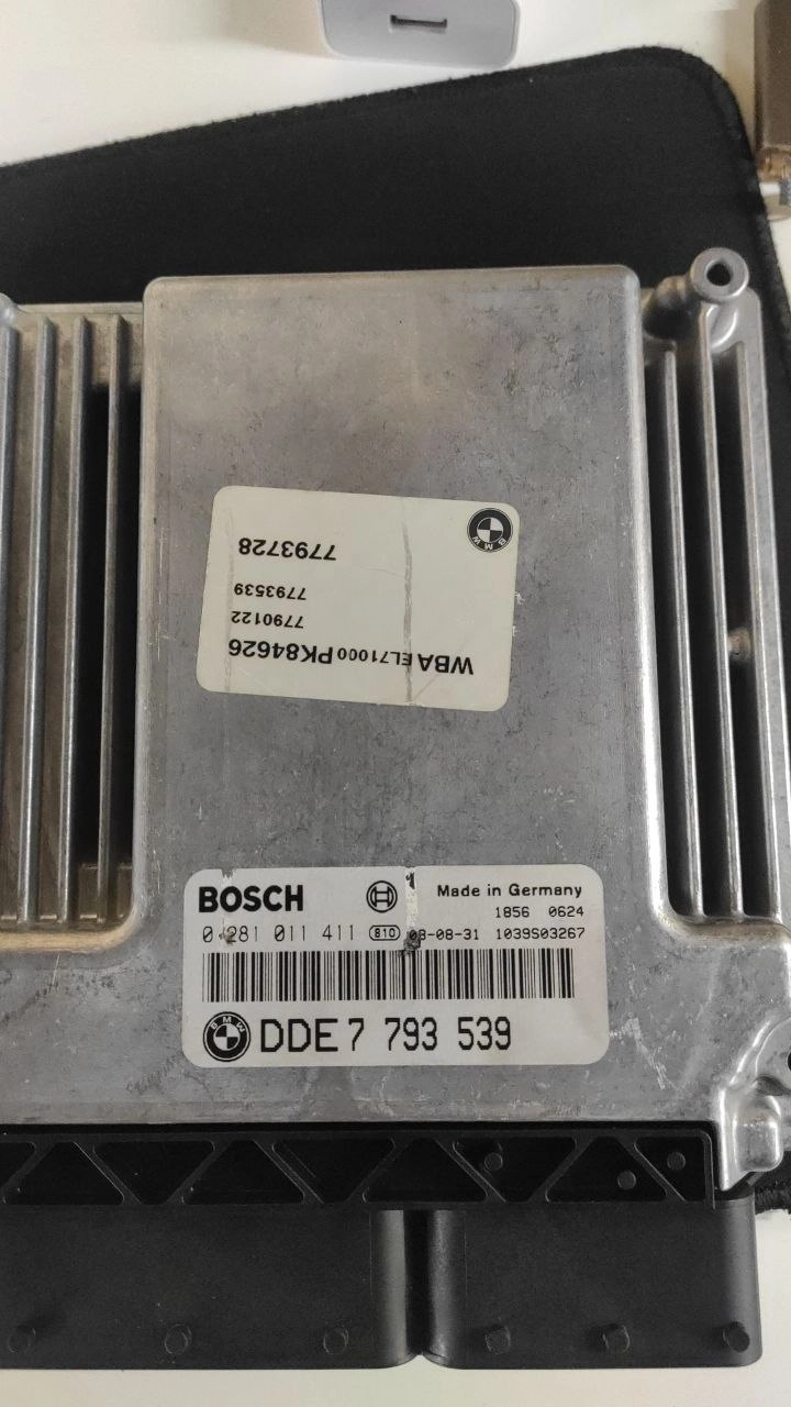 0281011411 7793539 1037361859 EDC16C1 BMW E46 2.0TDI 2004Y BENCH FULL.7z