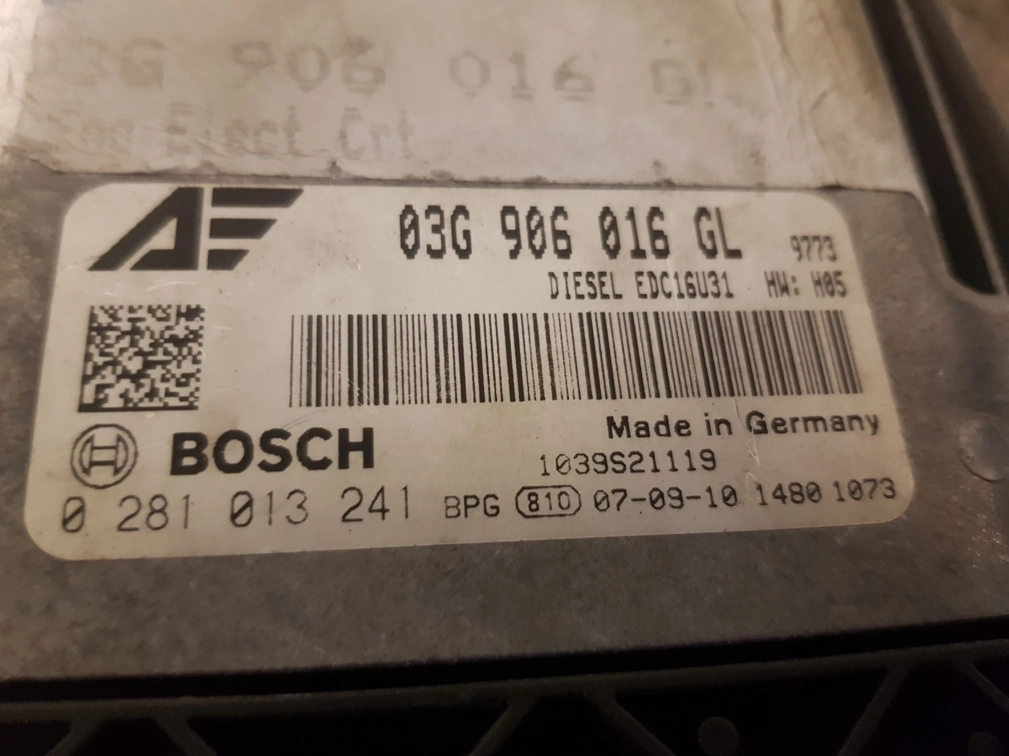 0281013241 03G906016GL 9773 1037387082 EDC16U31 VW Sharan 2.0TDI 8v 103kW MTgearbox BENCH FULL.rar