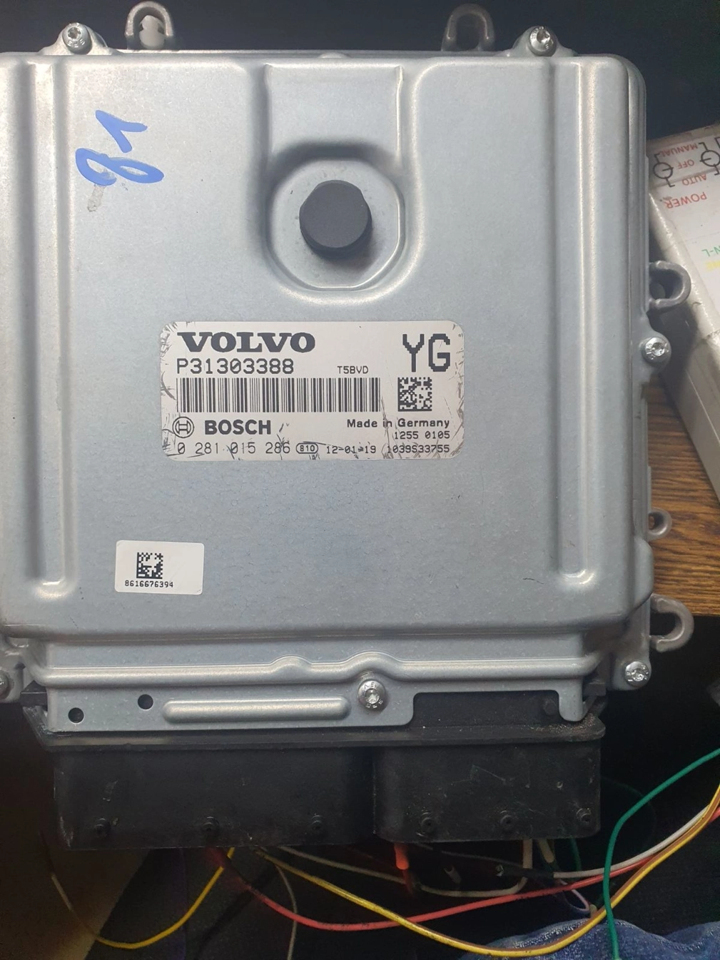 0281015286 P31303388 1037515635 EDC17CP22 VOLVO XC60 2.4D 2012Y ATgearbox BENCH FULL.7z