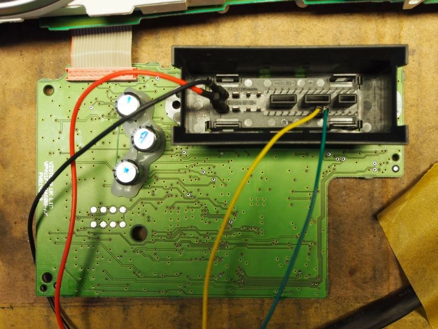 1K0920852H DASH VISTEON VW GOLF5 2005Y 95160 EEP.rar