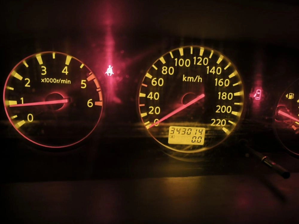 ES62C LZ80 M9 DASH NISSAN XTRAIL 2006Y 93C66 EEP.rar