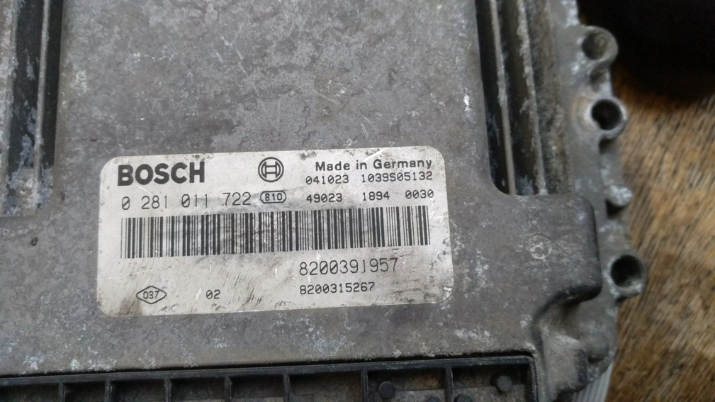 0281011722 8200391957 1037382371 EDC16C3 Renault Laguna 2.2DCI 110KW XPROG BDM FULL.rar