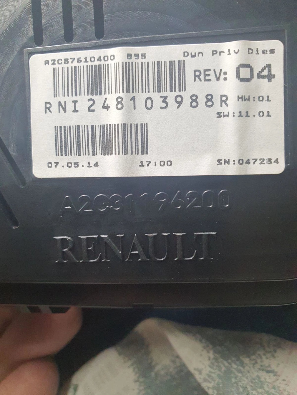 RNI248103988R A2C87610400 DASH MEGAN3 2014 24C16 MTgearebox EEP.7z