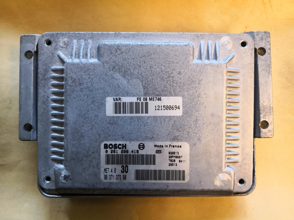 0261208419 9637137380 1037353549 ME7.4.6 CITROEN C5 2002Y 3.0i 152KW virgin MTgearbox FULL.rar