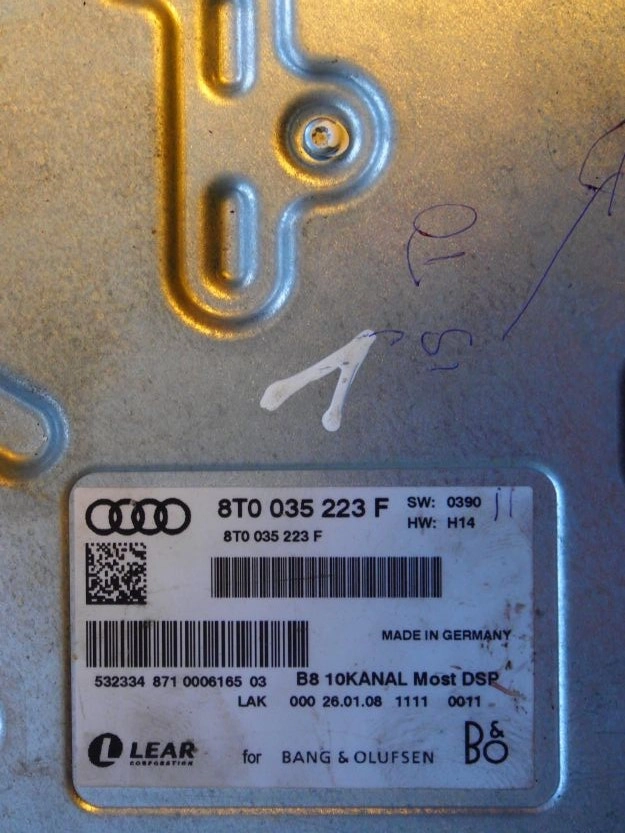 8T0035223T AUDI A4 B8 A5 Q5 RADIO STEREO AMPLIFIER ST10F276 EEPROM 95256 FULL.rar