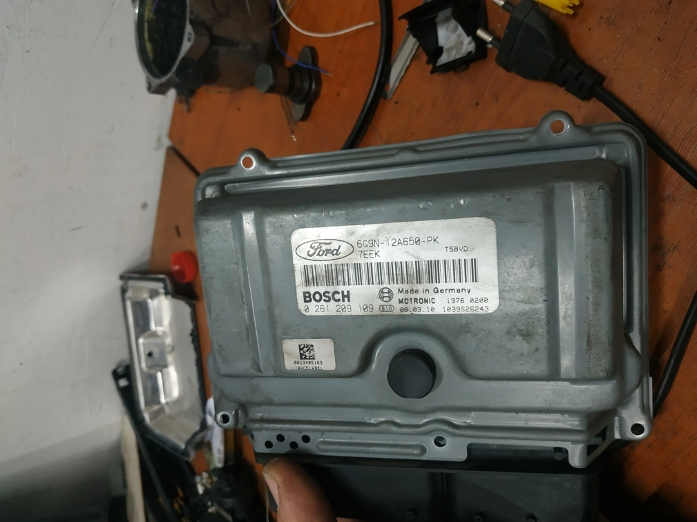0261209109 6G9N-12A650-PJ 1037393957 ME9.0 Ford Mondeo 2.5T ORI+noLambda KTAG BDM FULL.rar