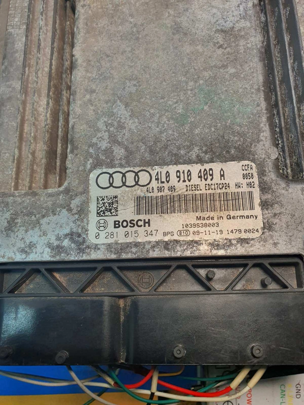 0281015347 4L0910409A 1037504754 EDC17CP24 AUDI Q7 4.2TDI V8 BITURBO 2009Y MASTER+SLAVE ATgearbox FULL.7z