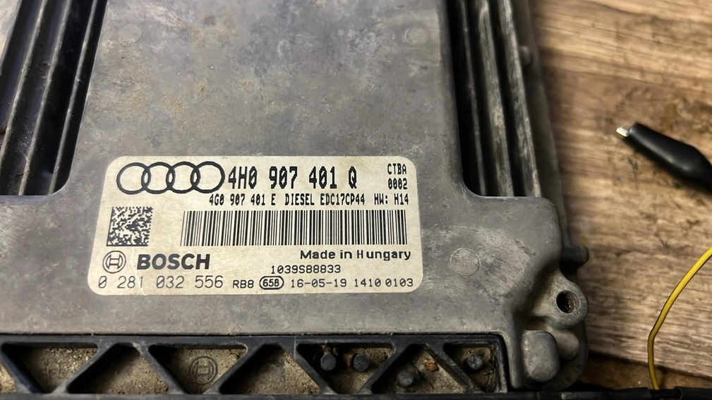 4H0907401Q 4H0907401Q 0002 1037555980 EDC17CP44 Audi A8 3.0TDI ORI+noSCR BENCH FULL.rar