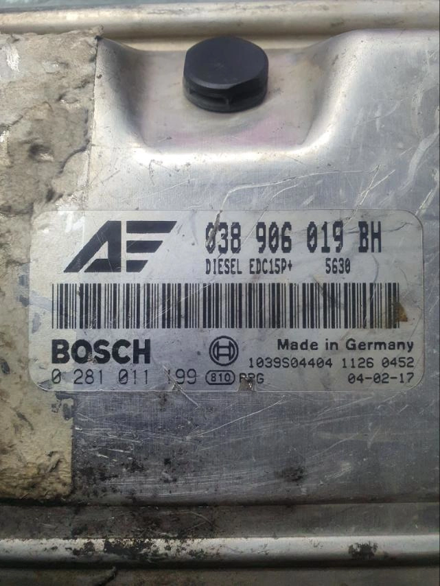 0281011199 038906019BH 5638 EDC15P Vw Sharan ASZ 1.9TDI R4 ORI+IMMO OFF MTgearbox EEP.7z