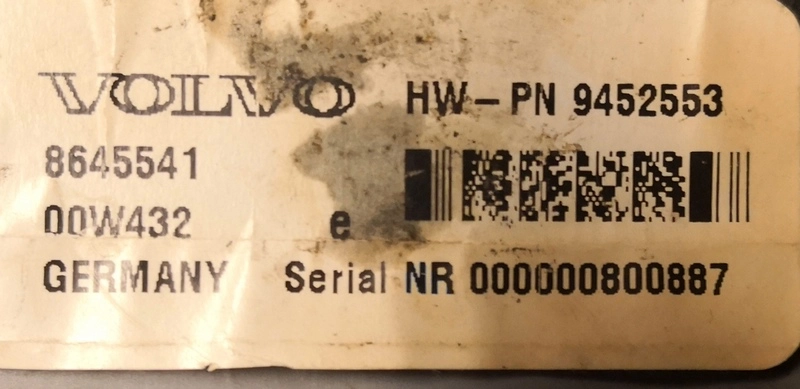 9452553 8645541 08688513 08696035 CEM VOLVO 28F400 FLASH.rar