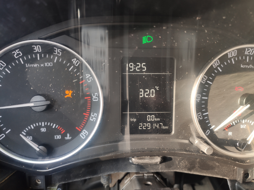 1Z0920803D DASH SKODA OCTAVIA A5 2009Y 24C32 EEP.rar