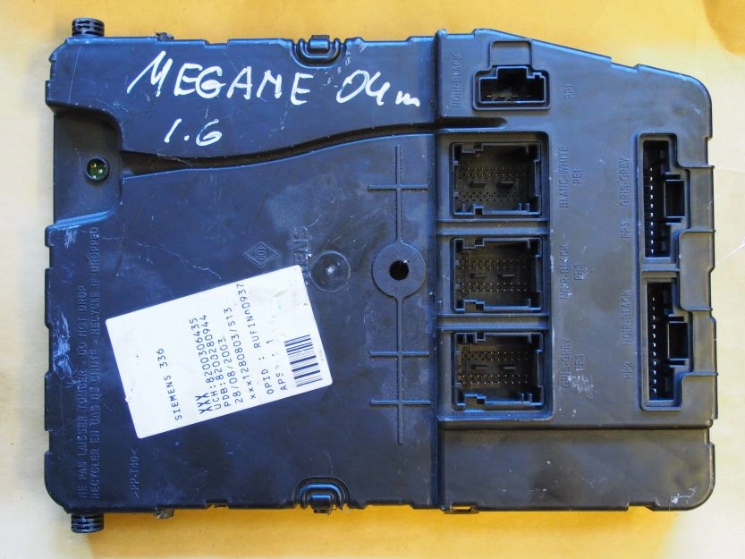 8200306435 8200280944 UCH RENAULT MEGAN 2003 1K79X FULL.rar