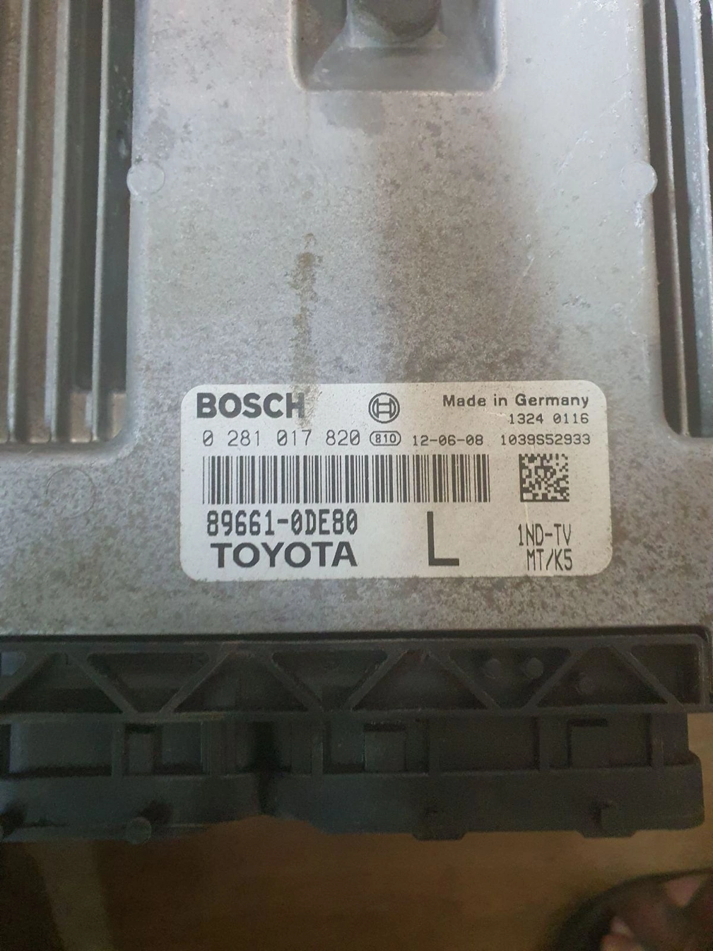 0281017820 89661-0DE80 10SW021443 EDC17CP07 TOYOTA YARIS 1.4D BENCH FULL.7z