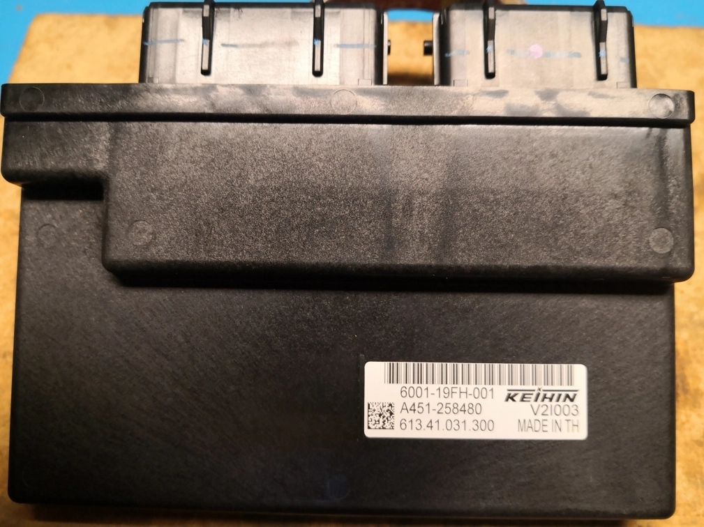 631E-197A-0B0 Y22-303322 61341031000 V21003 KEIHIN KTM ENDURO 93A86+UNLOCK+EPROM LOCATION EEP.rar