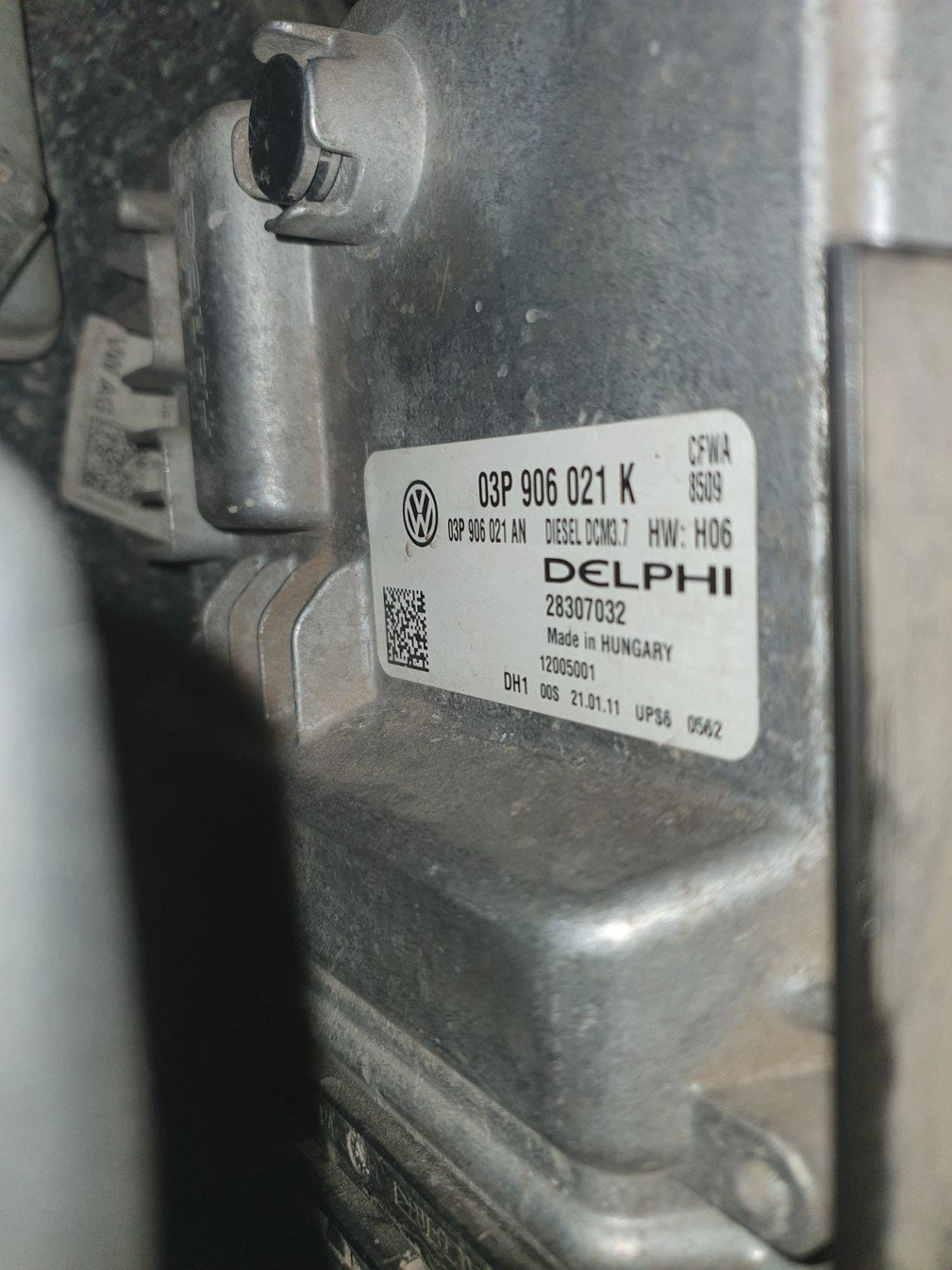 28307032 03P906021K 9714 03P906021AN 8509 HW H06 DCM3.7 SKODA FABIA 1.2TDI CFWA MTgearbox OBD.7z