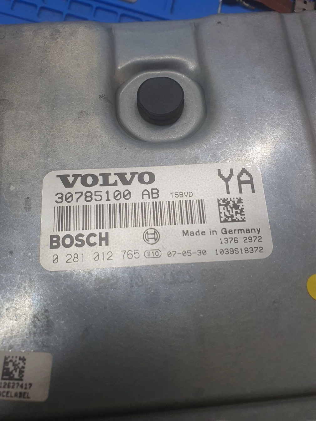 0281012765 30785100AB 1037510266 EDC16C31 VOLVO S80 2.4D 2007Y noDPF ATgearbox FULL.7z