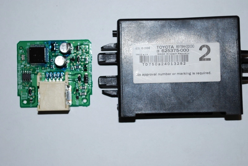 89784-0D030 625375-000 ID BOX TOYOTA AIGO HIBRID 2014Y 93C56+RESET EEP.rar