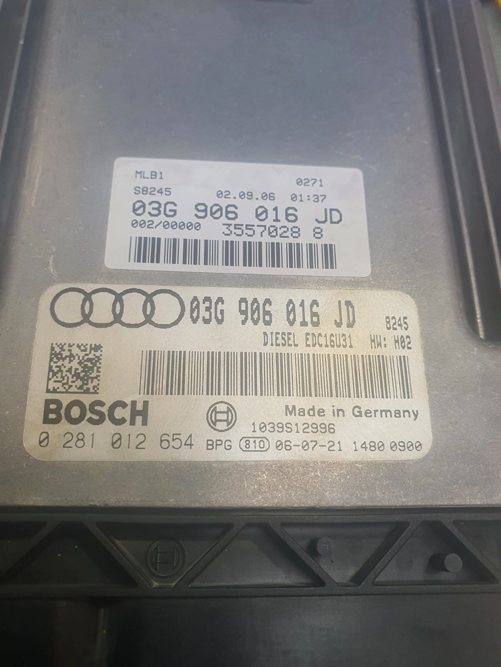0281012654 03G906016JD 1037378340 EDC16U31 AUDI A4 2.0TDI 2006Y MTgearbox BENCH FULL.7z