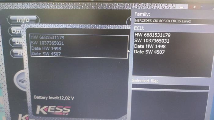 6681531179 1037365031 EDC15C5 MB VANEO 1.7CDI FLASH.rar