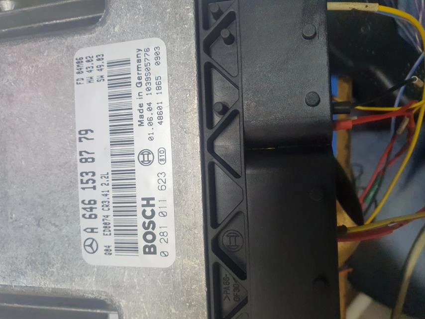 0281011623 A6461538779 CR3.41 1037370262 EDC16C2 MB W211 2.2CDI 2004Y ORI+noDPF noEGR MTgearbox BENCH FULL.7z