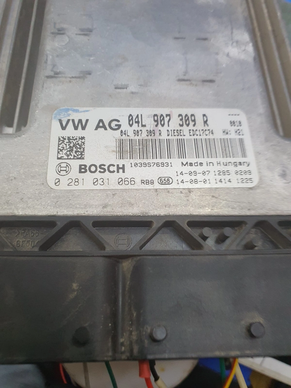0281031066 04L907309 10SW005731 EDC17C74 VW PASSAT B8 2.0TDI 2014Y noDPF noNOx DSGgearbox BENCH FULL.rar