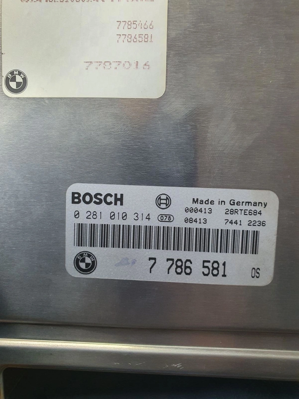 0281010314 7786581 7785466 7786581 1037351265 1037351761 EDC15C4 BMW E38 3.0D ATgearbox FULL.rar