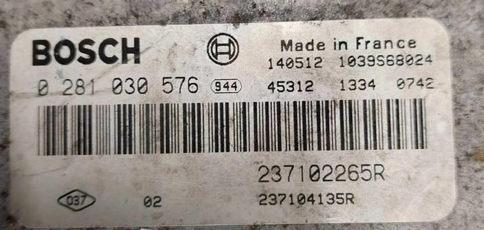 0281030576 237102265R 1039s68024 1037537682 EDC17C42 Renault Master 2.3DCI 2015 BENCH FULL.rar