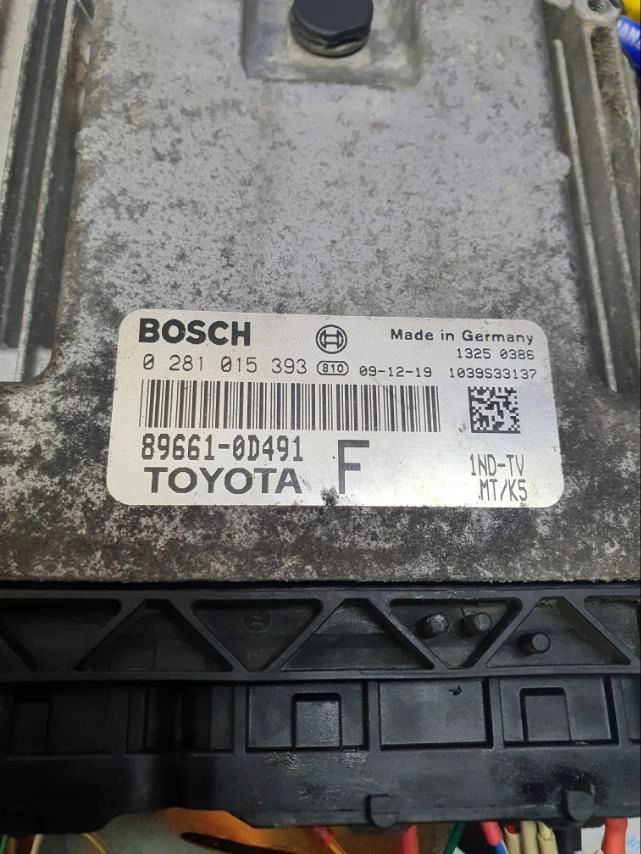 0281015393 89661-0D491 1037527633 EDC17CP07 TOYOTA YARIS 1.4D4D 2010Y noORI MTgearbox BENCH FULL.7z