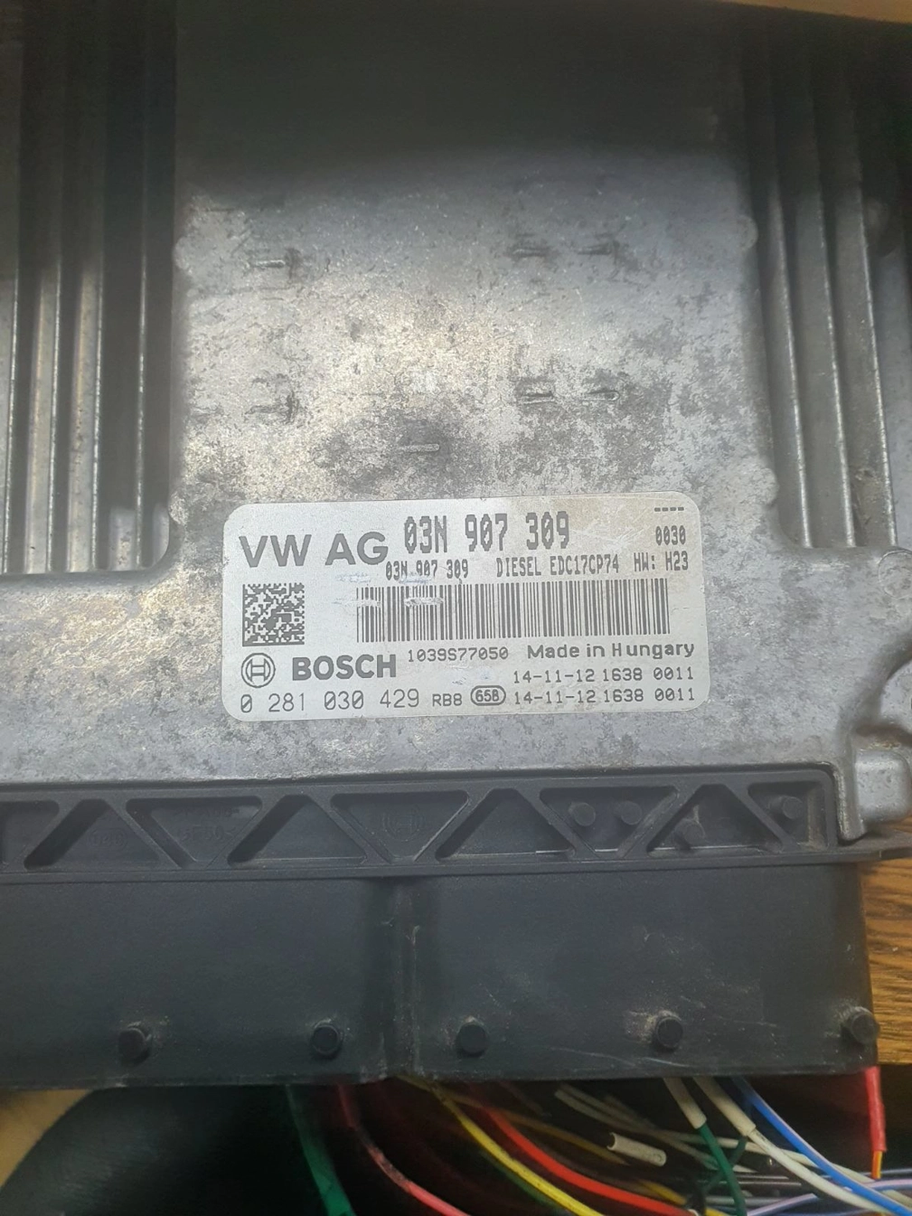 0281030429 03N907309 1037551624 EDC17CP74 VW PASSAT B8 2.0TDI noADDBLUE sT1 ATgearbox BENCH FULL.rar