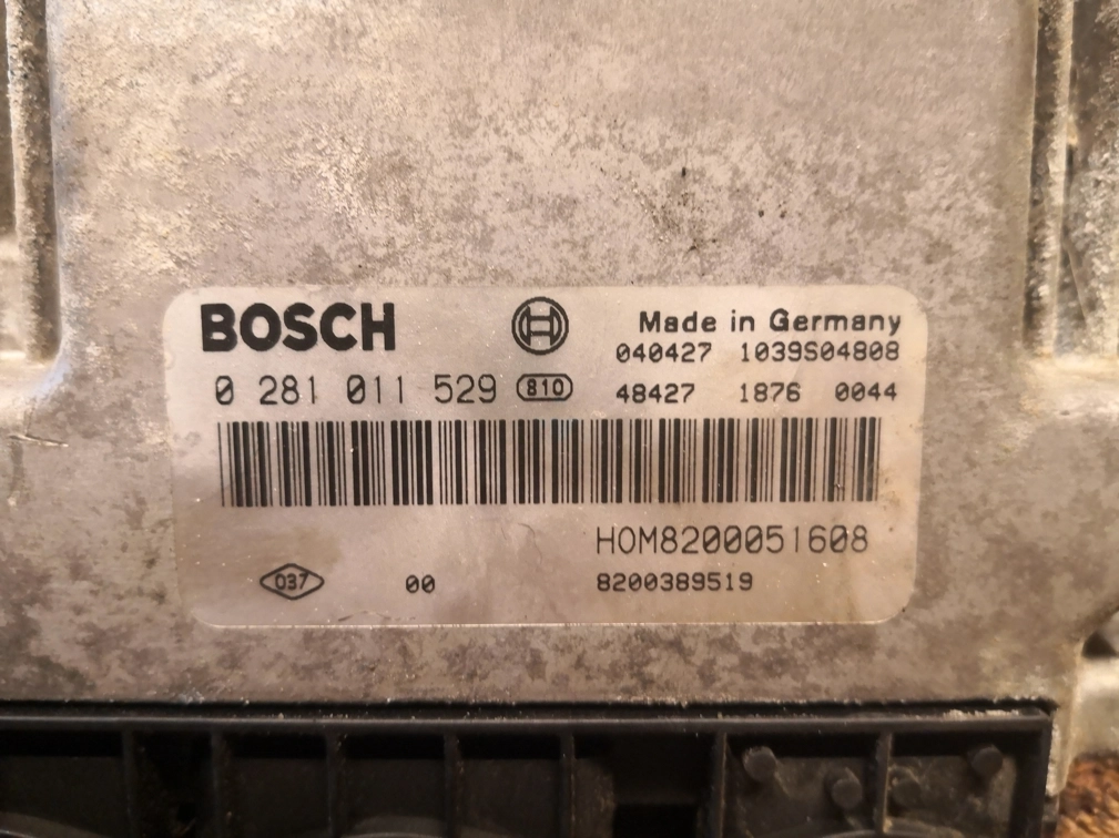 0281011529 8200051608 1037369913 EDC15C3 Nissan Primastar 2004 1.9D 74kW MTgearbox FULL.rar