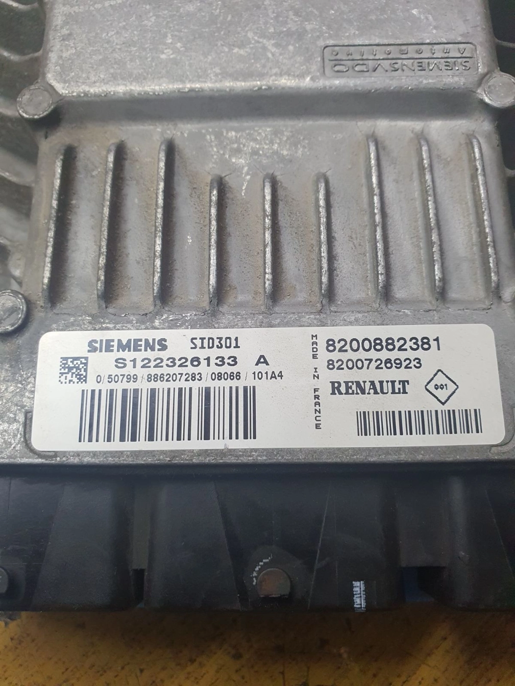 RM22085000000 S122326133A 8200882381 8200726923 SID301 RENAULT LAGUNA3 1.5DCI 2009Y MTgearbox KTAG FULL.7z