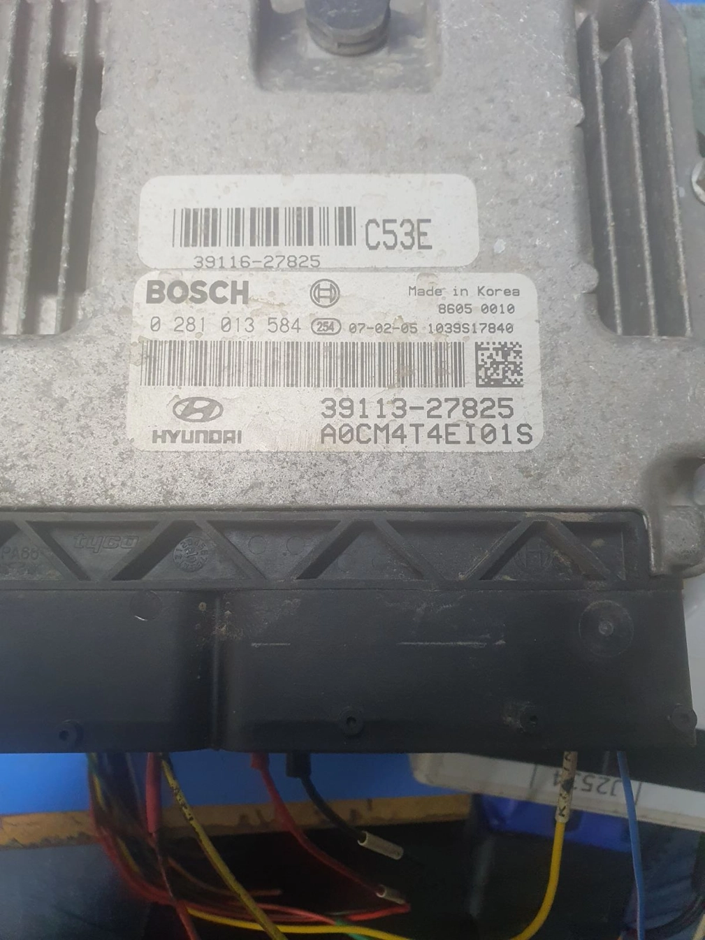 0281013584 39113-27285 A0CM4T4EI01S 1037382782 EDC16C39 HYUNDAI SANTAFE 2.2CRDI 2007Y ATgearbox BENCH FULL.7z