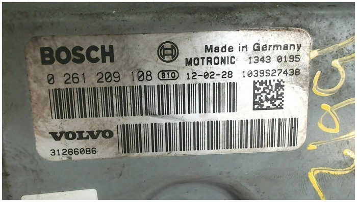 0261209108 31286086 1039S27438 ME9 Volvo S60 2.5i USA BENCH FULL.rar