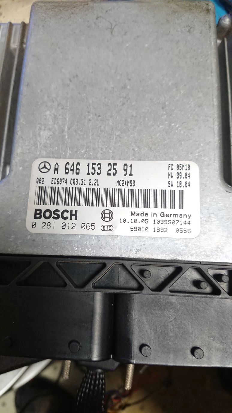 0281012065 A6461532591 CR3.21 HW39.04 SW18.04 CR30-646-C6D2-639-080KW-30-0MEF-02-DAG-001 ME8 1037371325 EDC16C31 MB Vito 2.2CDI MTgearbox BENCH FULL.rar