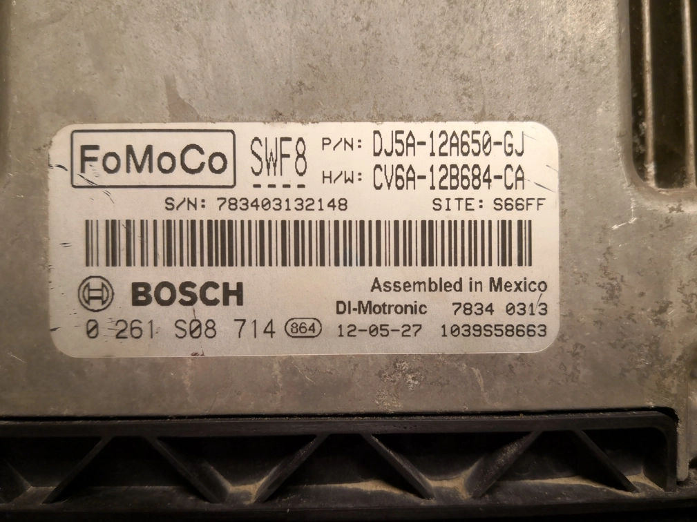0261S08714 DJ5A-12A650-GJ CV6A-12B684-CA 1037526425 MED17.2.2 FORD ESCAPE 2014 FULL.rar