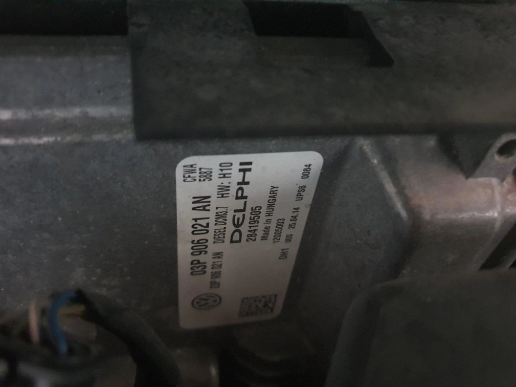 03P906021AN 9978 28419505 5887 HWH10 DCM3.7 SKODA FABIA1.2 CFWA 2009Y MTgearbox OBD.rar