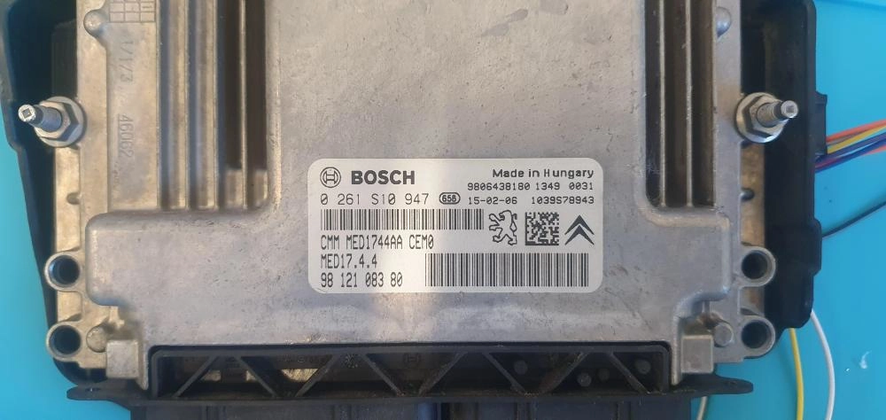 0261S10947 9812108380 1037546884 MED17.4.4 CITROEN DS3 1.6TPH 2015Y MTgearbox BENCH FULL.rar