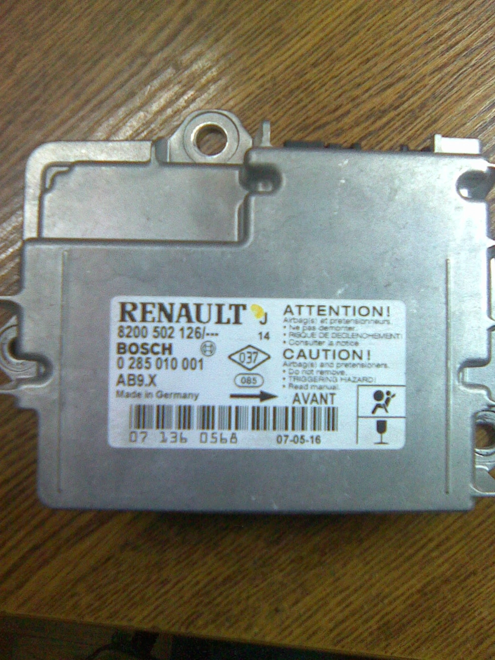 0285010001 8200502126 BOSCH RENAULT MODUS 95160 CRASH+CLEAR SRS.rar