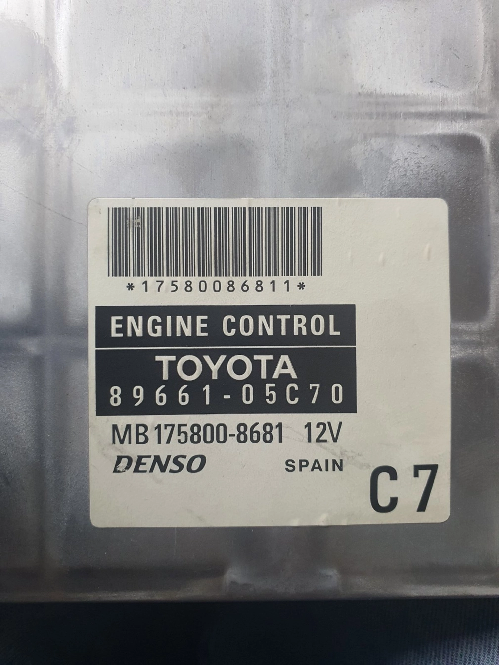 89663-05517 89661-05C70 MB175800-8681 DENSO TOYOTA AVENSIS 2.2D 2006Y MTgearbox FULL.7z