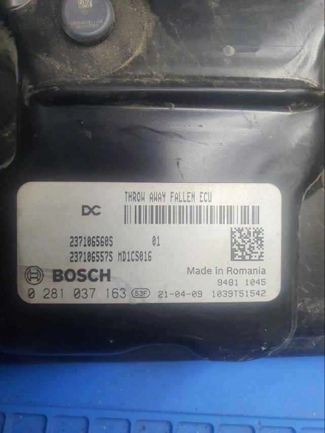 0281037163 237106560S 10SW060922 10SW108134 MD1CS016 DACIA DUSTER 1.5DCI 2021Y TC399TP BENCH FULL.7z